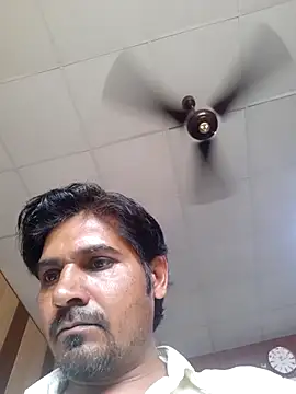 johnny8731 online show from March 26, 6:44 am