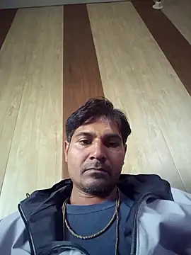 johnny8731 online show from November 30, 11:00 am