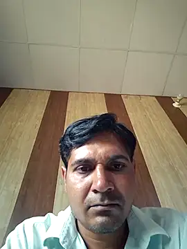 johnny8731 online show from April 4, 6:20 am