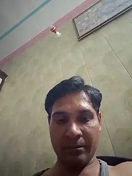 johnny8731 online show from April 13, 4:11 pm