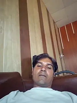 johnny8731 online show from October 12, 8:37 am