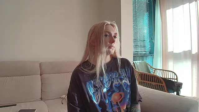 tattoobbgirl online show from May 26, 4:27 pm