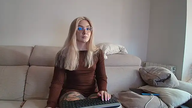 tattoobbgirl online show from July 21, 5:58 pm
