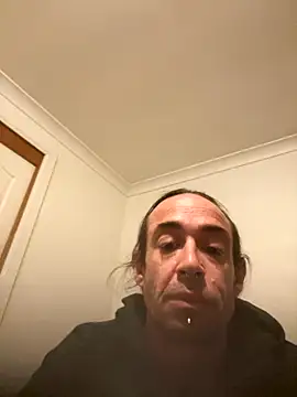 mastertittiefkr online show from September 13, 1:33 pm