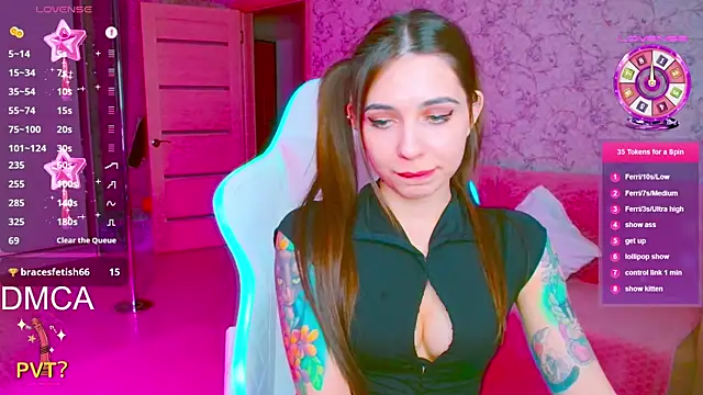 vinkiepinkie online show from April 29, 4:22 pm