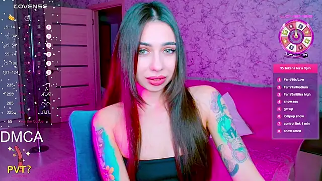 vinkiepinkie online show from November 12, 4:00 pm