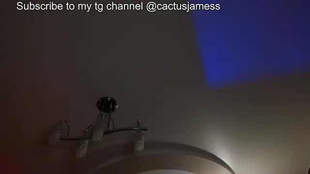 Snapshot of Cactus__James chatting on March 15, 10:50 pm Cactus James online show from March 15, 10:50 pm