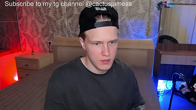 Snapshot of Cactus__James chatting on November 2, 5:51 pm Cactus James online show from November 2, 5:51 pm