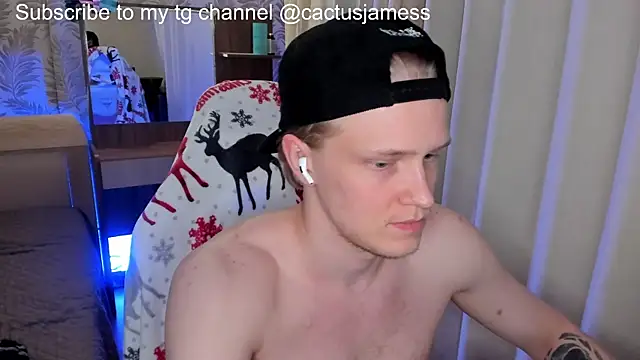 Snapshot of Cactus__James chatting on November 9, 2:26 am Cactus James online show from November 9, 2:26 am