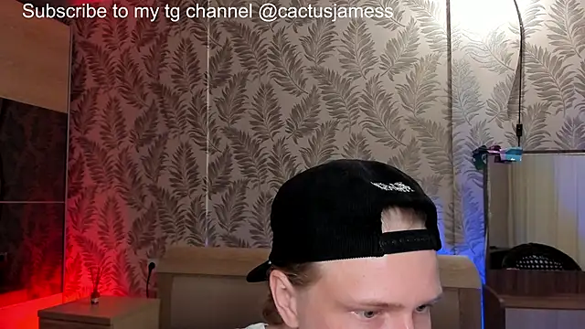 Snapshot of Cactus__James chatting on October 31, 6:59 pm Cactus James online show from October 31, 6:59 pm