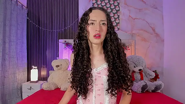 Snapshot of peachandtyron_ chatting on February 4, 4:29 am peachandtyron online show from February 4, 4:29 am