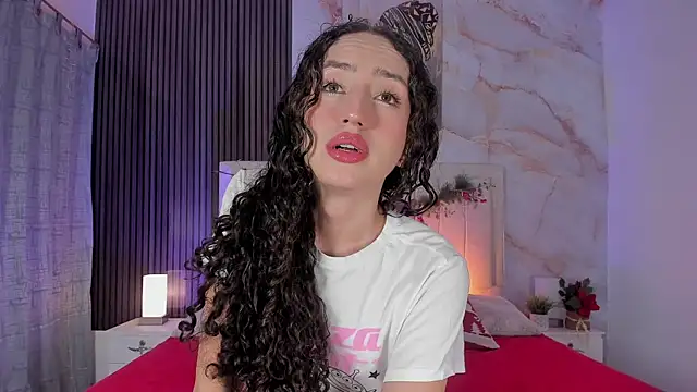 Snapshot of peachandtyron_ chatting on February 26, 4:12 am peachandtyron online show from February 26, 4:12 am