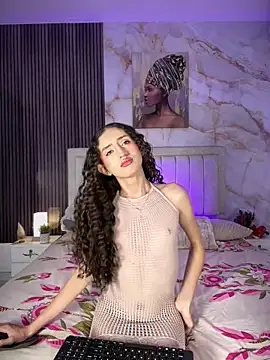peachandtyron  online show from June 1, 4:45 am