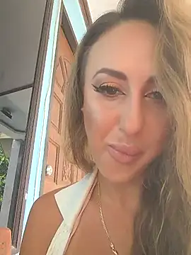 Brilliant-Splashes online show from October 13, 2:35 am