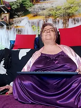 QueenPammy1 online show from March 23, 6:46 am