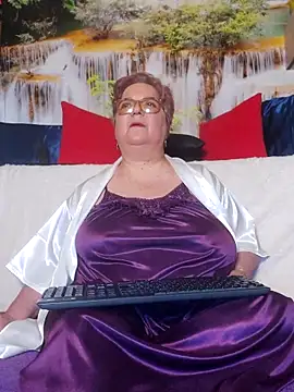 QueenPammy1 online show from February 6, 7:59 am