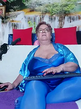 QueenPammy1 online show from November 28, 8:03 am