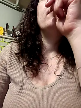 mimi19820 online show from September 20, 10:59 pm