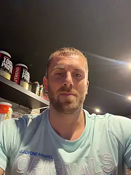 Snapshot of trainwithme chatting on July 13, 1:54 pm trainwithme online show from July 13, 1:54 pm