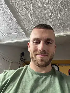 Snapshot of trainwithme chatting on November 23, 2:16 pm trainwithme online show from November 23, 2:16 pm