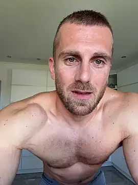 trainwithme online show from May 28, 7:49 am