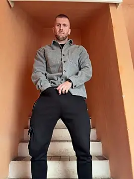 trainwithme online show from March 26, 9:18 am