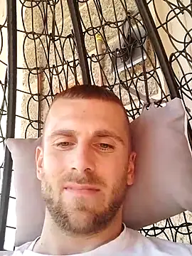 Snapshot of trainwithme chatting on September 22, 10:32 am trainwithme online show from September 22, 10:32 am