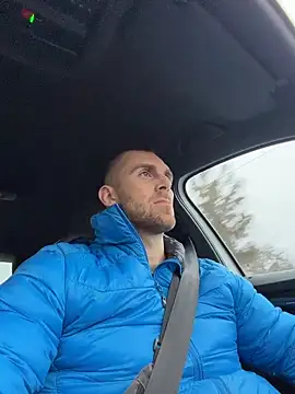 Snapshot of trainwithme chatting on December 16, 8:18 am trainwithme online show from December 16, 8:18 am