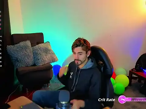 Aaron malikk online show from September 24, 1:02 am