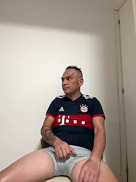 mateocali25 online show from June 1, 8:19 pm