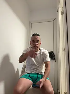 mateocali25 online show from July 7, 12:52 pm
