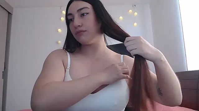 nalafoster online show from March 28, 3:02 pm