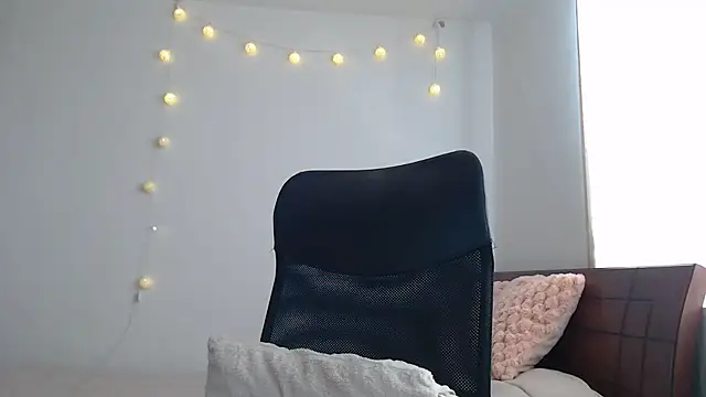 nalafoster online show from July 18, 3:42 pm