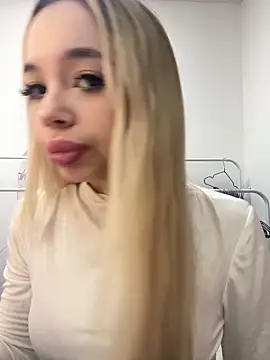 katyevance online show from February 13, 8:03 am