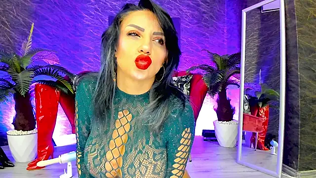 IzabelaTessa online show from February 16, 8:18 pm