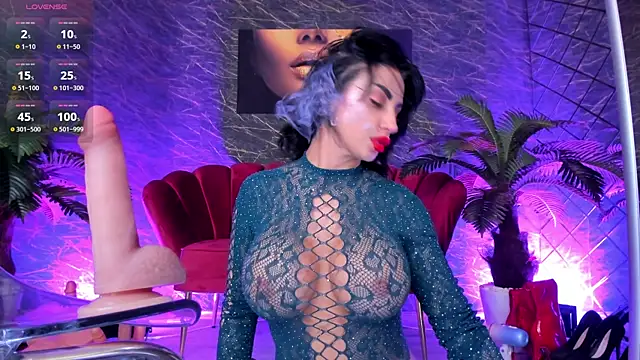 Snapshot of IzabelaTessa chatting on May 3, 7:39 pm IzabelaTessa online show from May 3, 7:39 pm