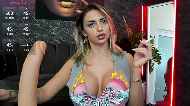 IzabelaTessa online show from November 13, 8:13 pm