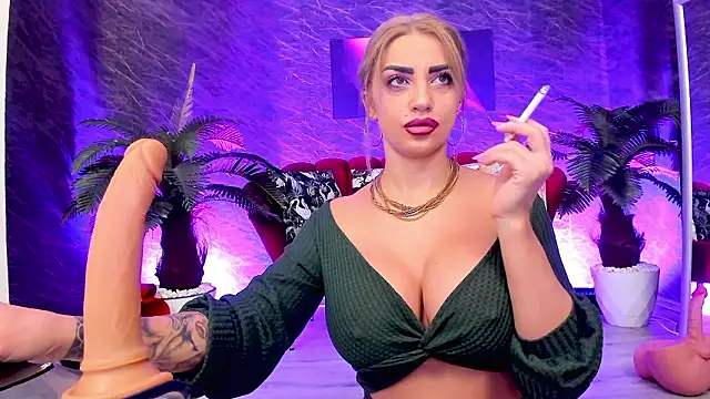 IzabelaTessa online show from February 6, 8:27 pm