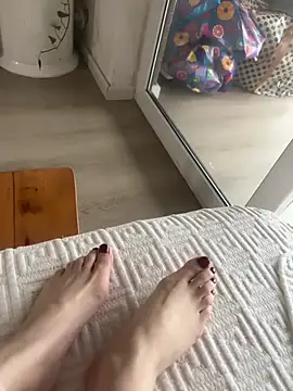 BlushDoll online show from November 13, 9:13 am