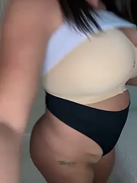 ultimate PAWG online show from April 10, 6:37 pm