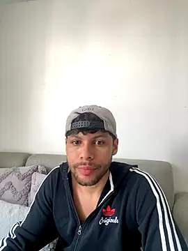 Snapshot of haku_kanjy chatting on October 21, 7:13 pm haku kanjy online show from October 21, 7:13 pm