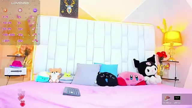 cherryboom23 online show from November 17, 6:34 pm