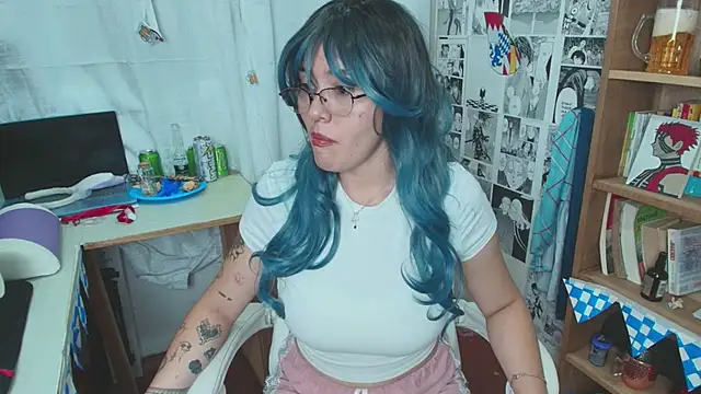 MitsuChan  online show from October 6, 1:18 am