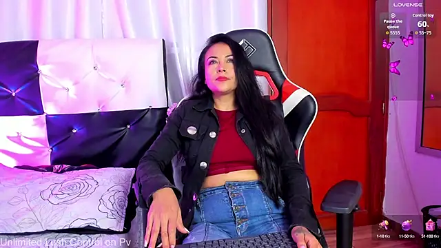 Snapshot of Riley_Black chatting on September 10, 1:32 pm Riley Black online show from September 10, 1:32 pm