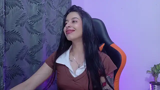 Misscarolsph online show from June 24, 8:28 pm