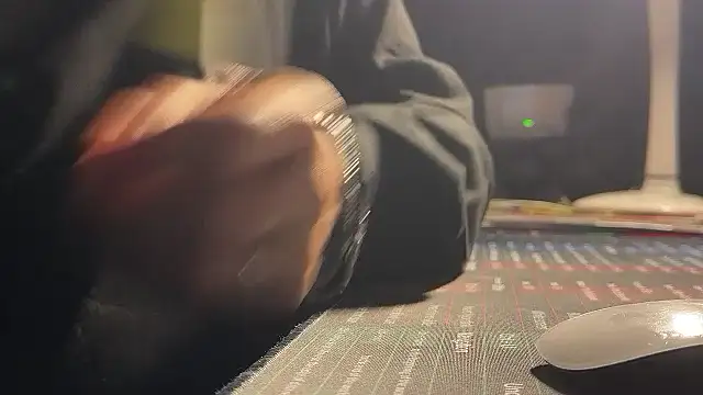 Max 965 online show from December 14, 5:51 pm