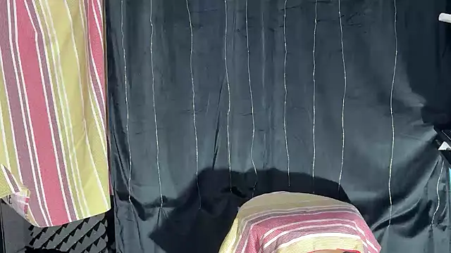 Max 965 online show from February 21, 11:45 am