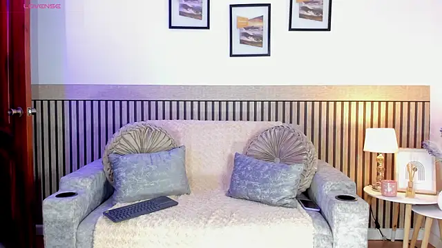 hanna mils online show from November 6, 4:16 am