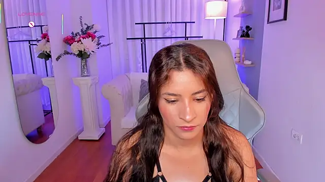 hanna mils online show from July 23, 3:26 am