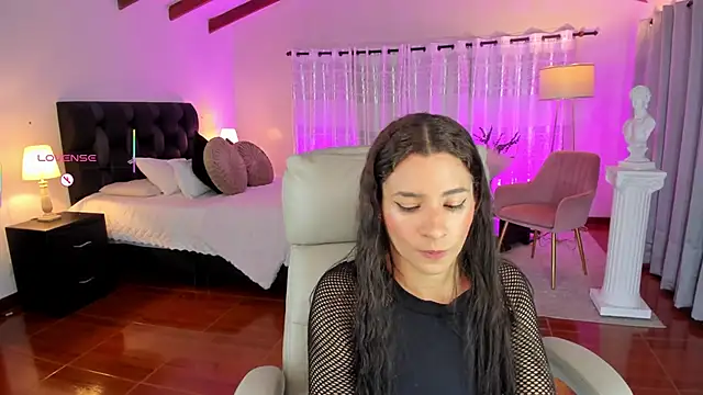 hanna mils online show from May 30, 3:24 am